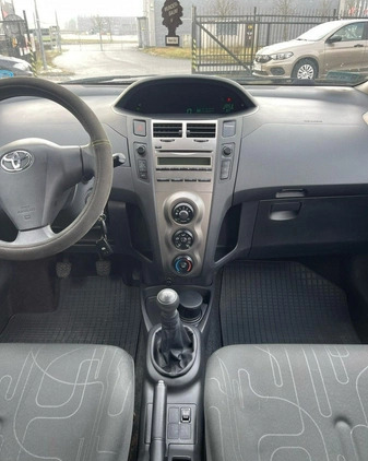 Toyota Yaris cena 18900 przebieg: 163000, rok produkcji 2010 z Olsztyn małe 254